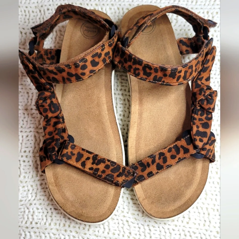 Wonder Nation Animal Print Sandals Big Kids 6